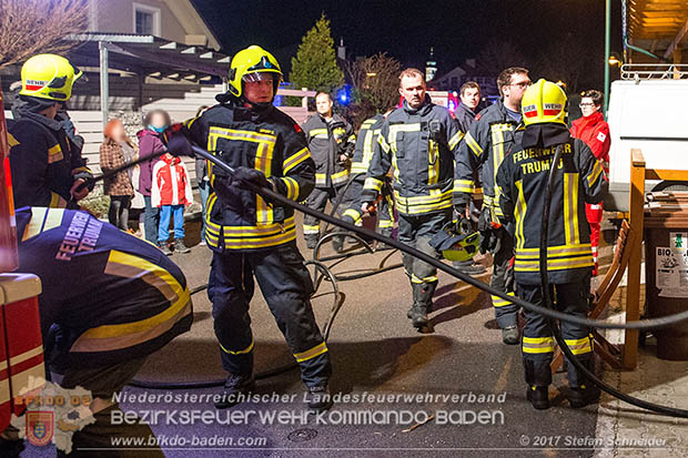 20170305 Brand in einem Reihenwohnhaus in Trumau Foto: © Stefan Schneider BFK 20170305 Brand in einem Reihenwohnhaus in Trumau Foto: © Stefan Schneider BFK