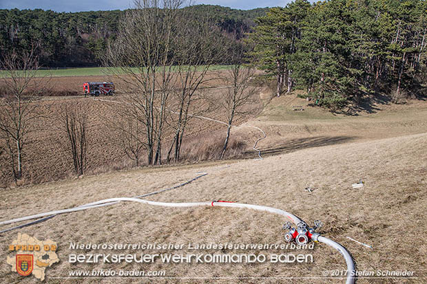 20170307 Flurbrand auf der "Popp-Wiese" in Pottenstein Foto: © Stefan Schneider BFK Baden 20170307 Flurbrand auf der "Popp-Wiese" in Pottenstein Foto: © Stefan Schneider BFK Baden