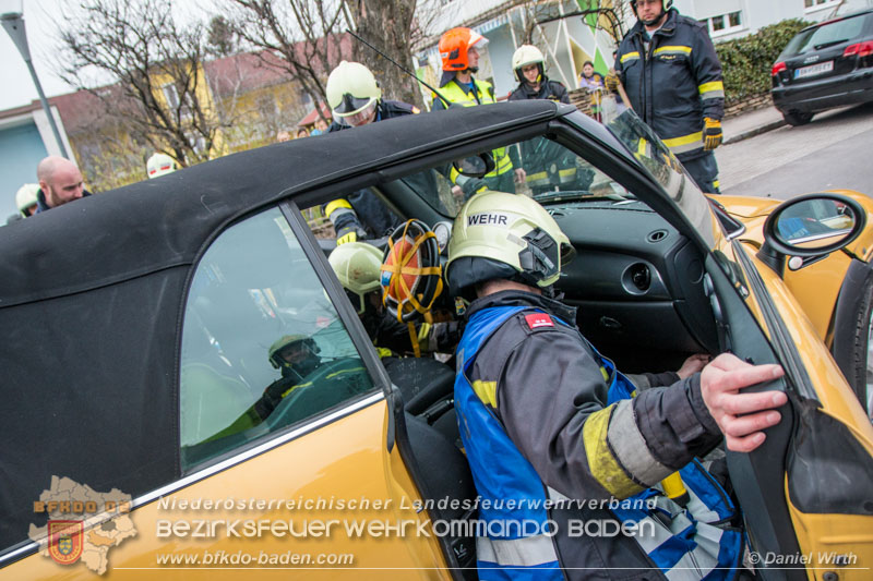 20170324 VU Menschenrettung Gainfarn Foto: © Daniel Wirth 20170324 VU Menschenrettung Gainfarn Foto: © Daniel Wirth