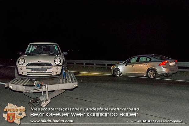 20170325 Verkehrsunfall mit mehreren Fahrzeugen auf der A2 Südautobahn  Foto: © Manfred Bauer Pressefotografie