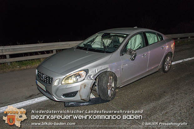 20170325 Verkehrsunfall mit mehreren Fahrzeugen auf der A2 Südautobahn  Foto: © Manfred Bauer Pressefotografie