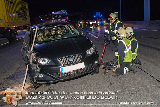 20170325 Verkehrsunfall mit mehreren Fahrzeugen auf der A2 Südautobahn  Foto: © Manfred Bauer Pressefotografie