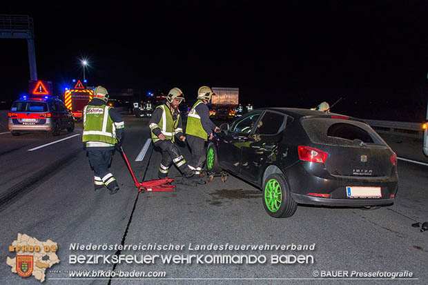 20170325 Verkehrsunfall mit mehreren Fahrzeugen auf der A2 Südautobahn  Foto: © Manfred Bauer Pressefotografie