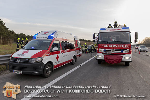 20170325 Verkehrsunfall mit Personenrettung auf der A2 bei Baden  Foto: © Stefan Schneider