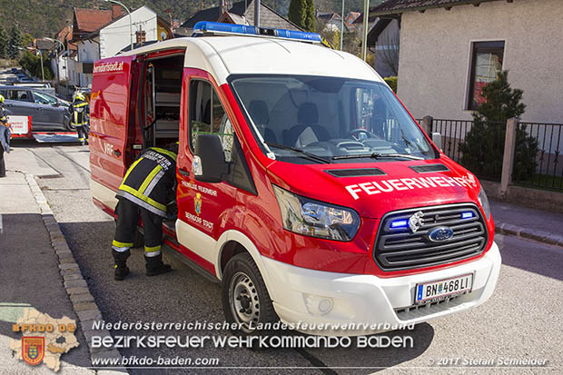 20170328 Verkehrsunfall mit Personenrettung im Stadtgebiet von Berndorf  Foto: © Stefan Schneider