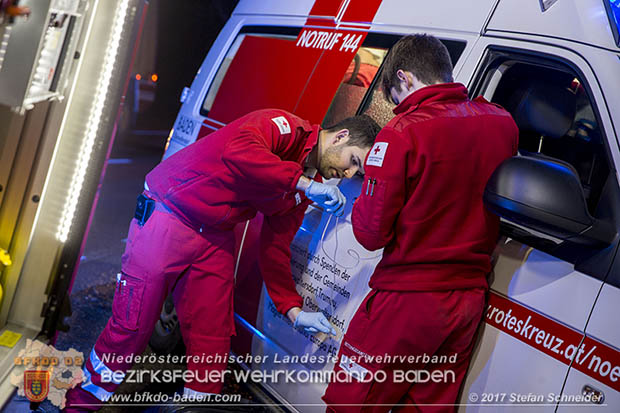 20170413 Schwerer Verkehrsufall auf der L156 Traiskirchen-Trumau  Foto: © Stefan Schneider