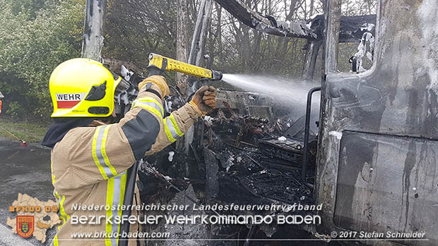 20170418 Lkw Brand auf der A2 zwischen Leobersdorf u. Wöllersdorf Foto: Stefan Schneider/BFK Baden 20170418 Lkw Brand auf der A2 zwischen Leobersdorf u. Wöllersdorf Foto: Stefan Schneider/BFK Baden