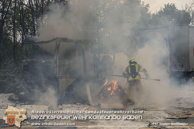 20170418 Lkw Brand auf der A2 zwischen Leobersdorf u. Wöllersdorf Foto: Stefan Schneider/BFK Baden 20170418 Lkw Brand auf der A2 zwischen Leobersdorf u. Wöllersdorf Foto: Stefan Schneider/BFK Baden