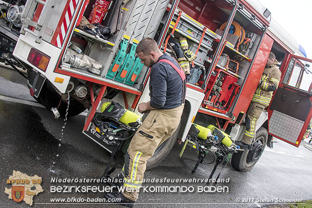 20170418 Lkw Brand auf der A2 zwischen Leobersdorf u. Wöllersdorf Foto: Stefan Schneider/BFK Baden 20170418 Lkw Brand auf der A2 zwischen Leobersdorf u. Wöllersdorf Foto: Stefan Schneider/BFK Baden
