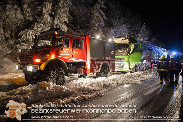 20170419 Verkehrschaos auf der A21 zwischen Alland und Hochstraß Foto: © Stefan Schneider BFK Baden 20170419 Verkehrschaos auf der A21 zwischen Alland und Hochstraß Foto: © Stefan Schneider BFK Baden