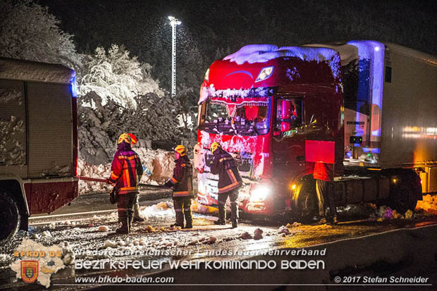 20170419 Verkehrschaos auf der A21 zwischen Alland und Hochstraß Foto: © Stefan Schneider BFK Baden 20170419 Verkehrschaos auf der A21 zwischen Alland und Hochstraß Foto: © Stefan Schneider BFK Baden
