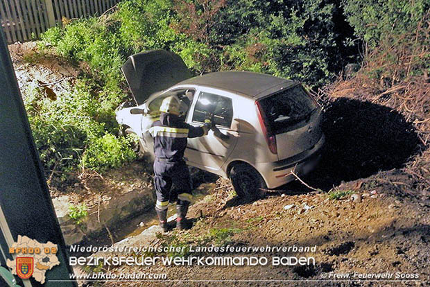 20170429 Verkehrsufall zwischen Sooß und Baden  Foto: Hermann Rauch FF Sooß