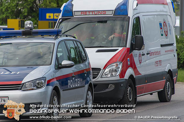 20170506 Brandverdacht in einem Tischlereibetrieb in Traiskirchen   Foto: © Manfred BAUER Pressefotografie