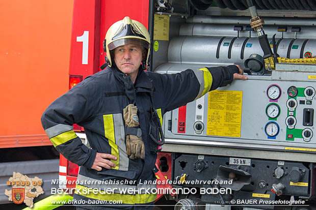 20170506 Brandverdacht in einem Tischlereibetrieb in Traiskirchen   Foto: © Manfred BAUER Pressefotografie