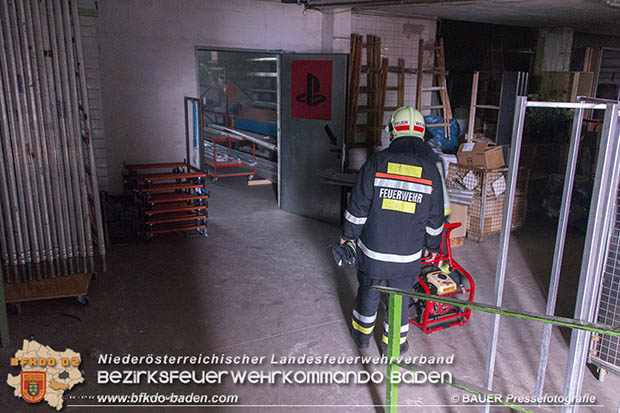20170506 Brandverdacht in einem Tischlereibetrieb in Traiskirchen   Foto: © Manfred BAUER Pressefotografie