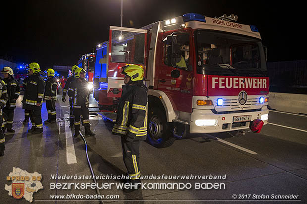 20170509 Toedlicher Geisterfahrerunfall auf der A2 zwischen Baden und Traiskirchen Foto: © Stefan Schneider BFK Baden 20170509 Toedlicher Geisterfahrerunfall auf der A2 zwischen Baden und Traiskirchen Foto: © Stefan Schneider BFK Baden