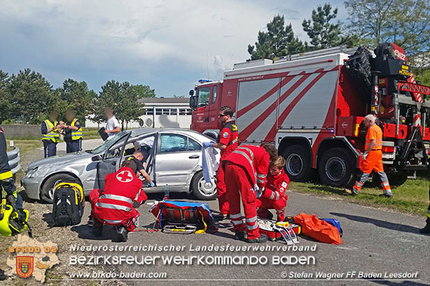 20170514 Fahrzeugüberschlag auf der A2 zwischen Baden und Traiskirchen  Foto: © Stefan Wagner FF Baden-Leesdorf