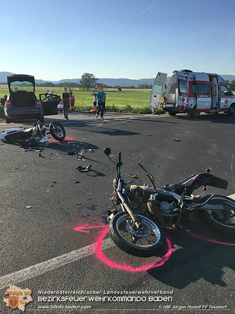 20170519 Verkerkehrsunfall auf der B17 bei Teesdorf  Foto: © Jürgen RUDOLF FF Teesdorf