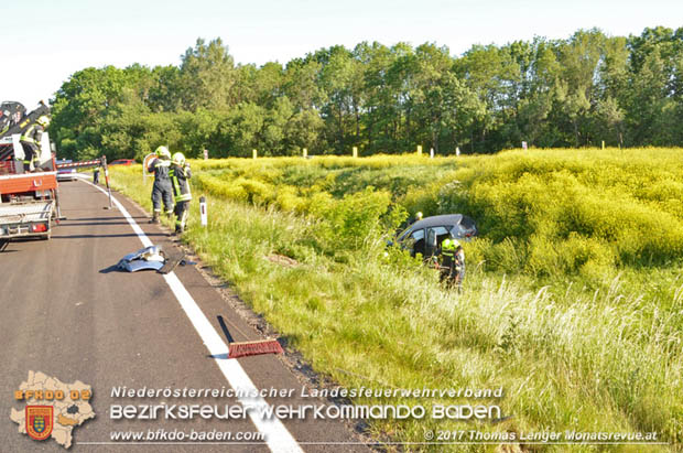 20170528 Schwerer Verkehrsunfall auf der B16 bei der Autobahnauffahrt A3 Foto: © Thomas Lenger Monatsrevue.at 20170528 Schwerer Verkehrsunfall auf der B16 bei der Autobahnauffahrt A3 Foto: © Thomas Lenger Monatsrevue.at