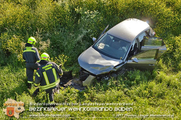 20170528 Schwerer Verkehrsunfall auf der B16 bei der Autobahnauffahrt A3 Foto: © Thomas Lenger Monatsrevue.at 20170528 Schwerer Verkehrsunfall auf der B16 bei der Autobahnauffahrt A3 Foto: © Thomas Lenger Monatsrevue.at
