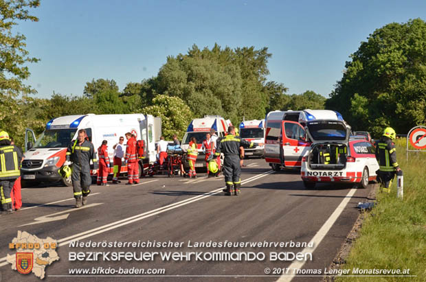 20170528 Schwerer Verkehrsunfall auf der B16 bei der Autobahnauffahrt A3 Foto: © Thomas Lenger Monatsrevue.at 20170528 Schwerer Verkehrsunfall auf der B16 bei der Autobahnauffahrt A3 Foto: © Thomas Lenger Monatsrevue.at
