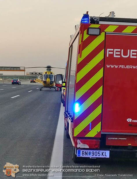 20170603 Verkehrsunfall auf der A2 Traiskirchen-Knoten Guntramsdorf Fotos: © Freiwillige Feuerwehr Traiskirchen-Stadt 20170603 Verkehrsunfall auf der A2 Traiskirchen-Knoten Guntramsdorf Fotos: © Freiwillige Feuerwehr Traiskirchen-Stadt