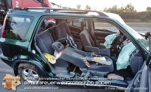 20170603 Verkehrsunfall auf der A2 Traiskirchen-Knoten Guntramsdorf  Fotos: © Freiwillige Feuerwehr Traiskirchen-Stadt