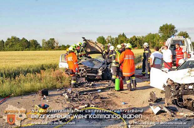 20170613 Schwerer Verkehrsunfall auf der LB60 zwsichen Unterwaltersdorf und Reisenberg  Foto: © Thomas Lenger Monatsrevue.at
