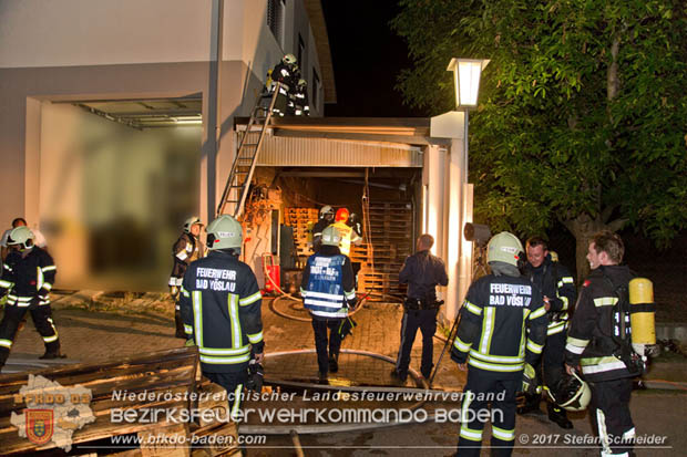 20170707 Naechtlicher Brand in einer Garage in Bad Voeslau Foto:© Stefan Schneider BFK Baden 20170707 Naechtlicher Brand in einer Garage in Bad Voeslau Foto:© Stefan Schneider BFK Baden