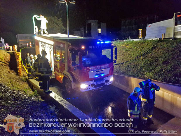 20170710 Auspumparbeiten in Baden Foto: © FF Pfaffstätten/Alexander Schützl 20170710 Auspumparbeiten in Baden Foto: © FF Pfaffstätten/Alexander Schützl