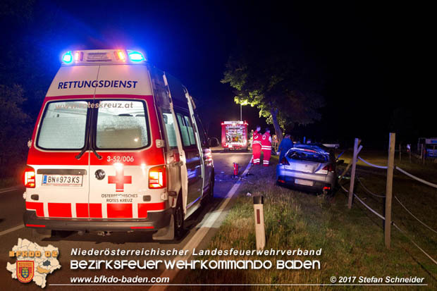 20170714 Verkehrsunfall mt toedlichem Ausgang auf der L157 zwischen Oeynhausen und Tattendorf im Gemeindegebiet Oberwaltersdorf  Foto: © Stefan Schneider BFK Baden
