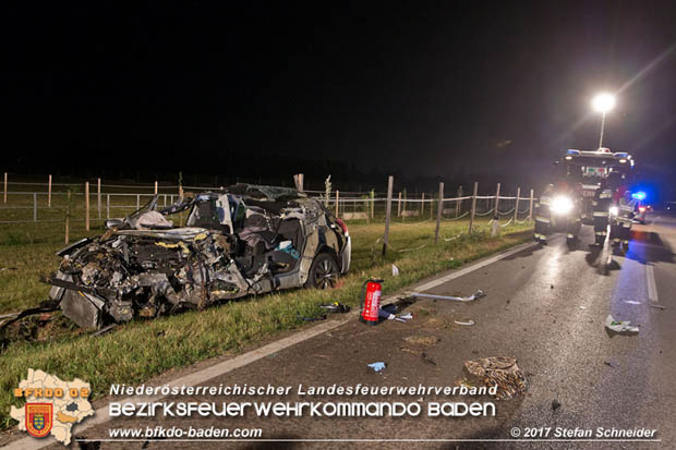 20170714 Verkehrsunfall mt toedlichem Ausgang auf der L157 zwischen Oeynhausen und Tattendorf im Gemeindegebiet Oberwaltersdorf  Foto: © Stefan Schneider BFK Baden