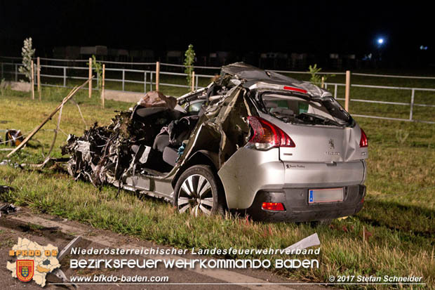 20170714 Verkehrsunfall mt toedlichem Ausgang auf der L157 zwischen Oeynhausen und Tattendorf im Gemeindegebiet Oberwaltersdorf  Foto: © Stefan Schneider BFK Baden