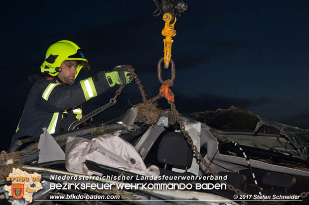 20170714 Verkehrsunfall mt toedlichem Ausgang auf der L157 zwischen Oeynhausen und Tattendorf im Gemeindegebiet Oberwaltersdorf  Foto: © Stefan Schneider BFK Baden
