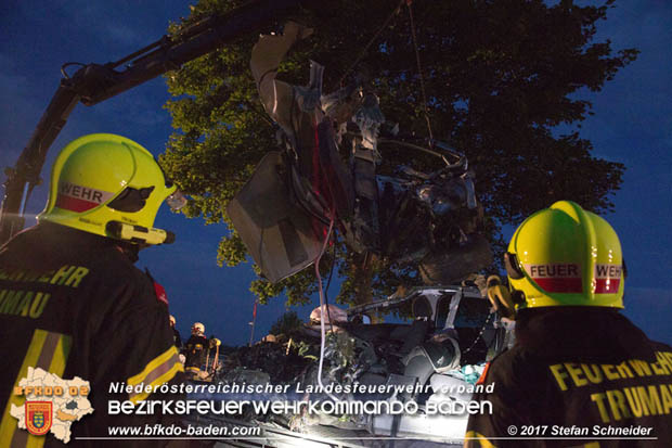 20170714 Verkehrsunfall mt toedlichem Ausgang auf der L157 zwischen Oeynhausen und Tattendorf im Gemeindegebiet Oberwaltersdorf  Foto: © Stefan Schneider BFK Baden