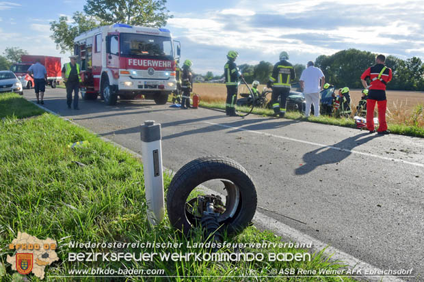 20170717 Pkw Lenkerin prallt gegen Baum auf der L4043 bei Mitterndorf a.d.Fischa Foto: © ASB ÖA Rene Weiner 20170717 Pkw Lenkerin prallt gegen Baum auf der L4043 bei Mitterndorf a.d.Fischa Foto: © ASB ÖA Rene Weiner