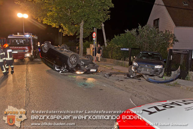 20170723 Fahrzeugüberschlag im Ortsgebiet Tribuswinkel  Foto: © Stefan Schneider BFK Baden