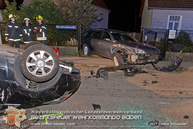 20170723 Fahrzeugüberschlag im Ortsgebiet Tribuswinkel  Foto: © Stefan Schneider BFK Baden