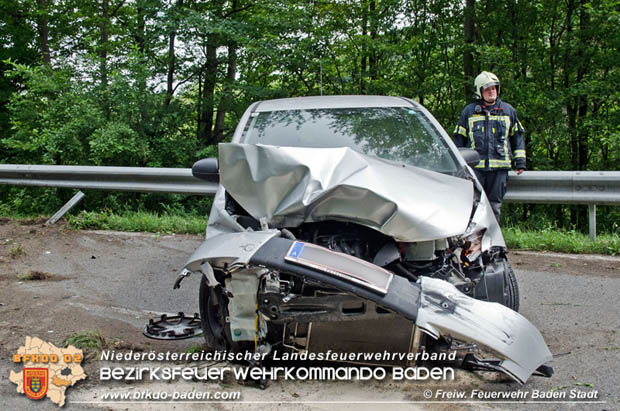 20170726 Verkehrsunfall LB210 Baden-Sattelbach  Foto: © FF Baden-Stadt / Michael Nositzka
