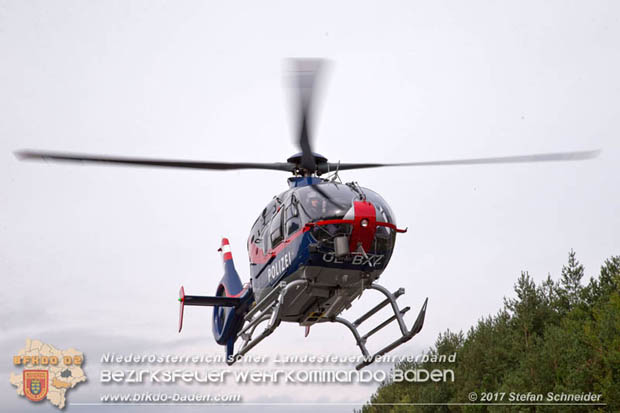 20170910 5 Tote und 3 Verletzte bei Verkehrsunfall auf der A21 bei Heiligenkreuz RFb Wien  Foto: © Stefan Schneider BFK Baden