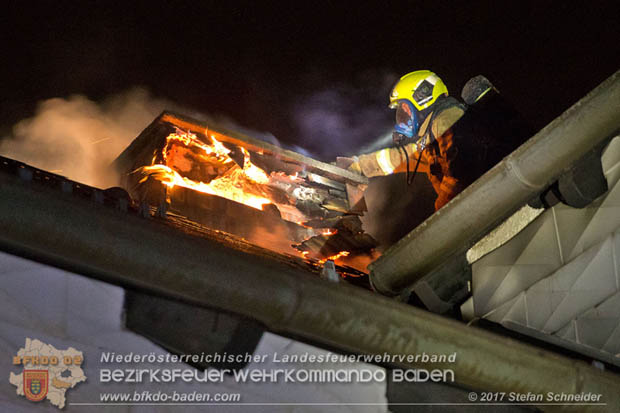 20170915 Wohnhausbrand in Gainfarn  Foto: © Stefan Schneider BFK BADEN