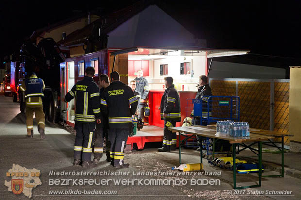 20170915 Wohnhausbrand in Gainfarn  Foto: © Stefan Schneider BFK BADEN