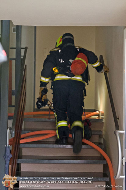 20170917 Wohnungsbrand im Ortsteil Baden Weikersdorf  Foto: © Stefan Schneider BFK BADEN