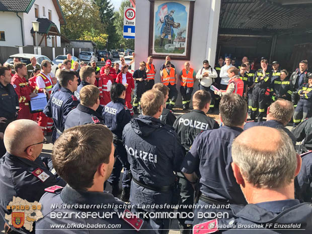 20171013 Grossangelegte Personensuche nach 29-jaehigen Vermissten in Enzesfeld-Lindabrunn  Foto: © Isabella Broschek FF Enzesfeld