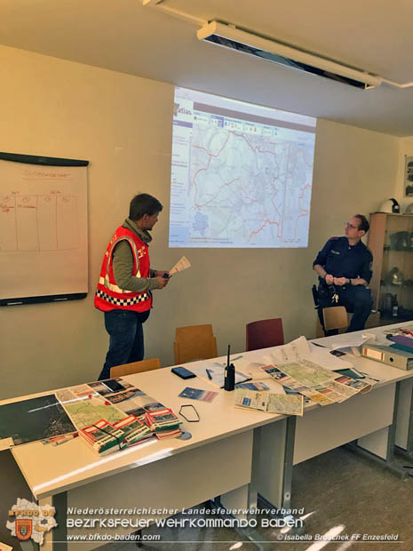 20171013 Grossangelegte Personensuche nach 29-jaehigen Vermissten in Enzesfeld-Lindabrunn  Foto: © Isabella Broschek FF Enzesfeld