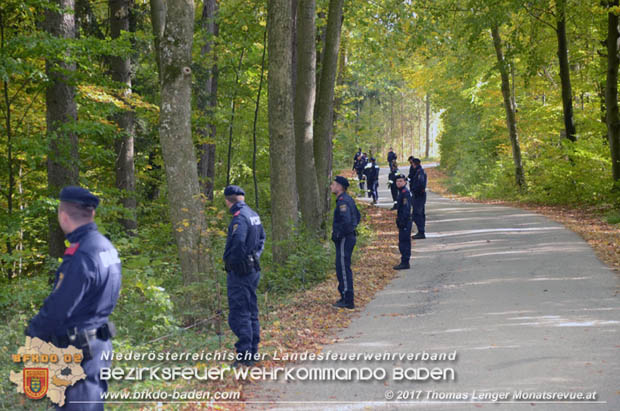 20171013 Grossangelegte Personensuche nach 29-jaehigen Vermissten in Enzesfeld-Lindabrunn  Foto: © Thomas Lenger Monatsrevue.at