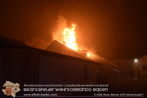 20171019 Dachstuhlbrand in Wampersdorf  Foto: ASB Rene Weiner AFK Ebreichsdorf