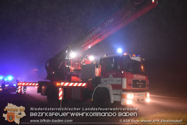 20171019 Dachstuhlbrand in Wampersdorf  Foto: ASB Rene Weiner AFK Ebreichsdorf