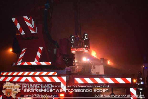 20171019 Dachstuhlbrand in Wampersdorf  Foto: ASB Rene Weiner AFK Ebreichsdorf