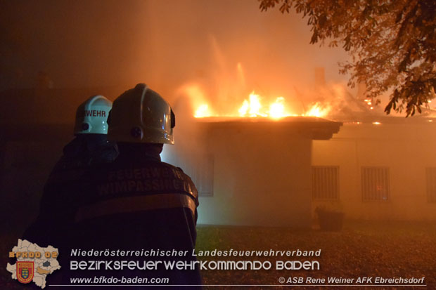 20171019 Dachstuhlbrand in Wampersdorf  Foto: ASB Rene Weiner AFK Ebreichsdorf